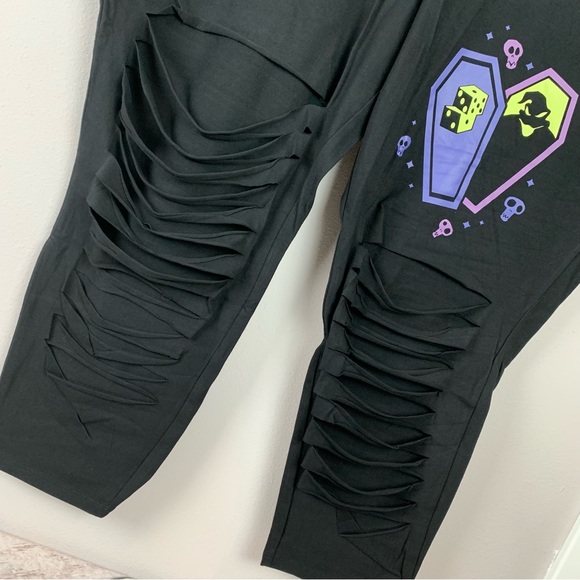NWT Torrid 6X Nightmare Before Christmas Disney Slashed Leggings Oogie Boogie - Picture 3 of 8